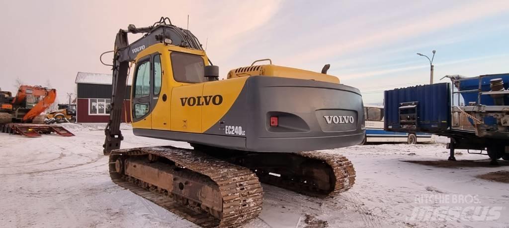 Volvo EC 240 C L Gravemaskiner på larvebånd