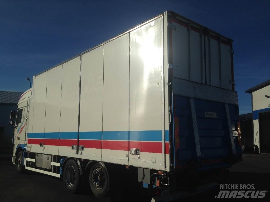 DAF XF105.510 6x2/48 Fast kasse