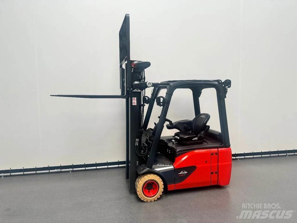 Linde 386 E 18 - 02 Gaffeltrucks - andre