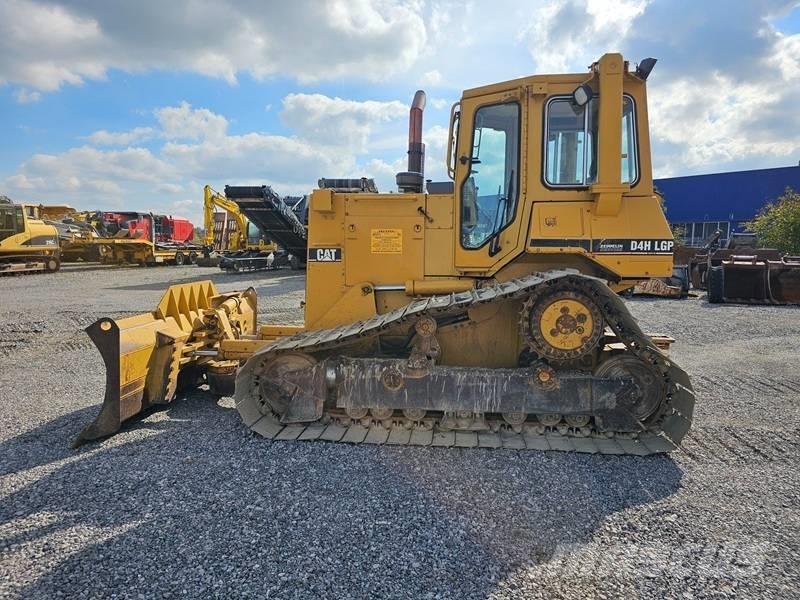 CAT D 4 H LGP Bulldozer på larvebånd