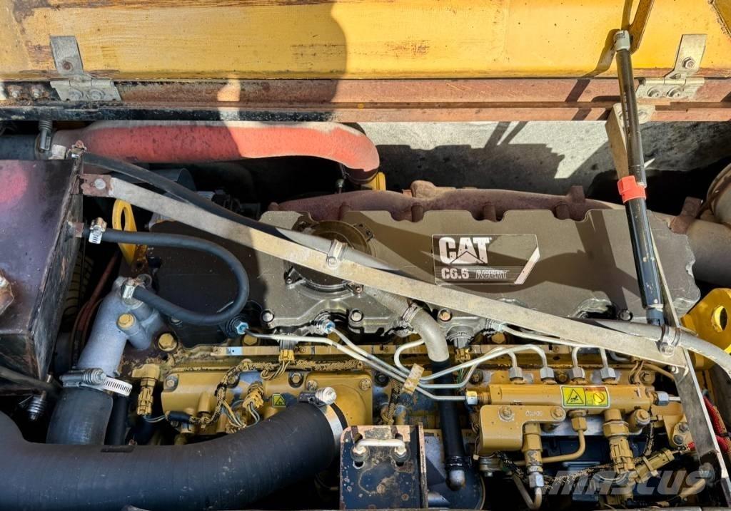 CAT M 318 D Gravemaskiner på hjul