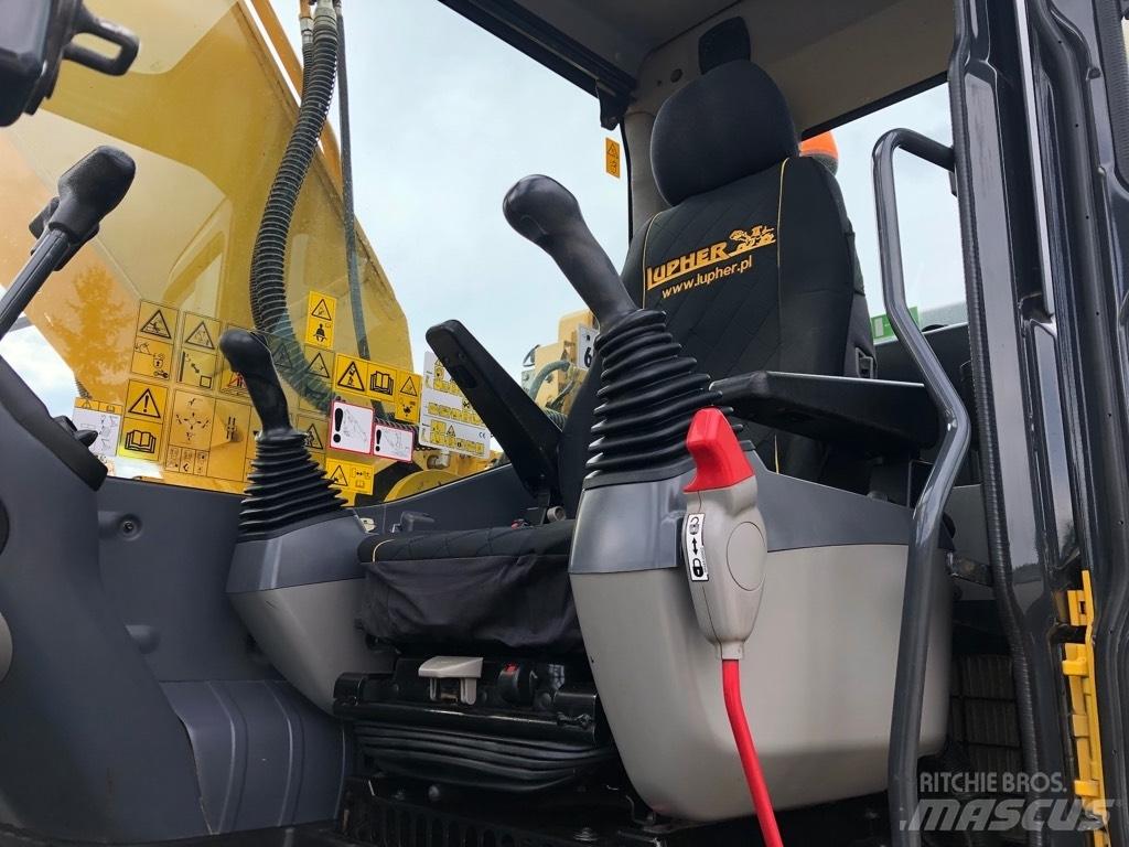 Komatsu PC210LC-11 Gravemaskiner på larvebånd