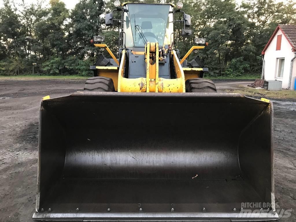 Komatsu WA320-5H Læssemaskiner på hjul