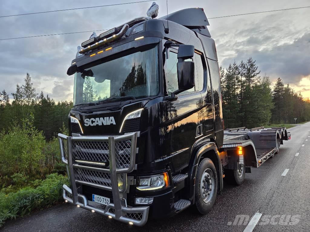 Scania R 450 Skovmaskintransportlastbiler