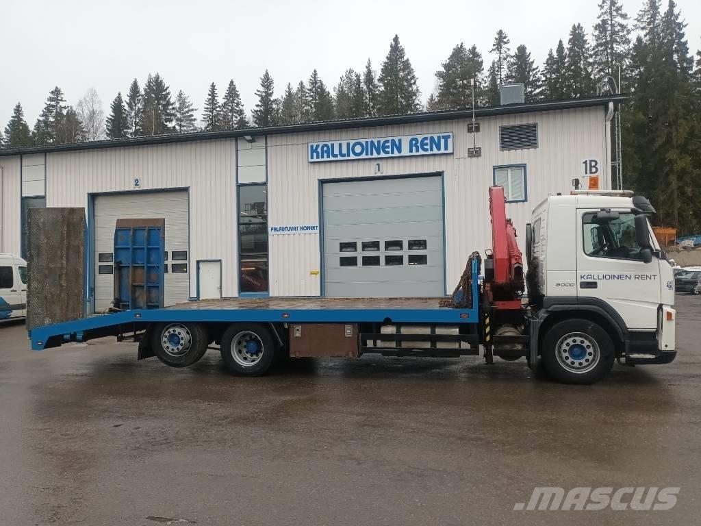 Volvo FM 9 300 Autotransportere / Knæklad