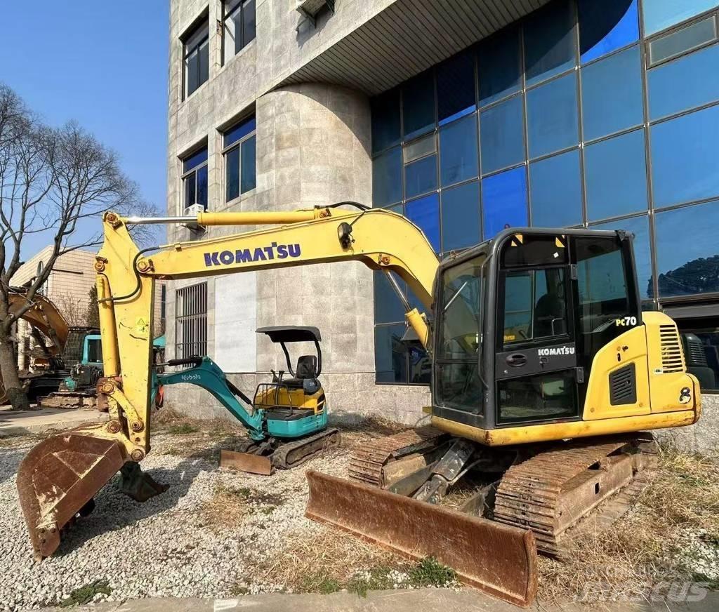 Komatsu PC70 Gravemaskiner på larvebånd