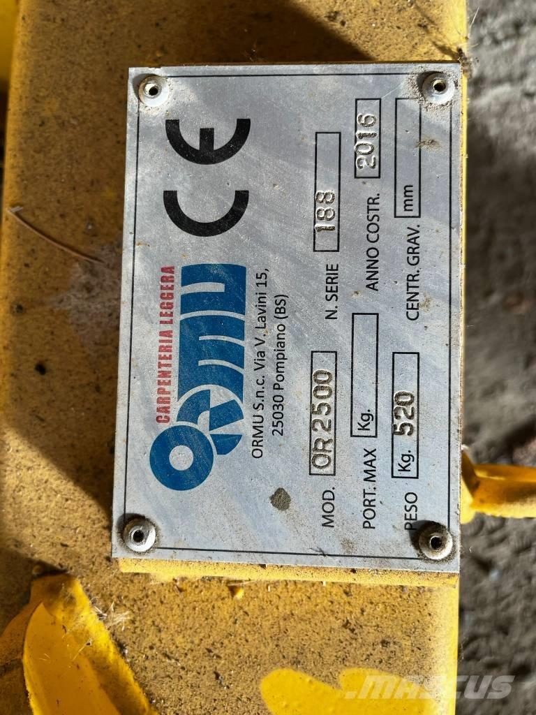  ORMU LAMA NEVE 2500 Sneskovle og -plove