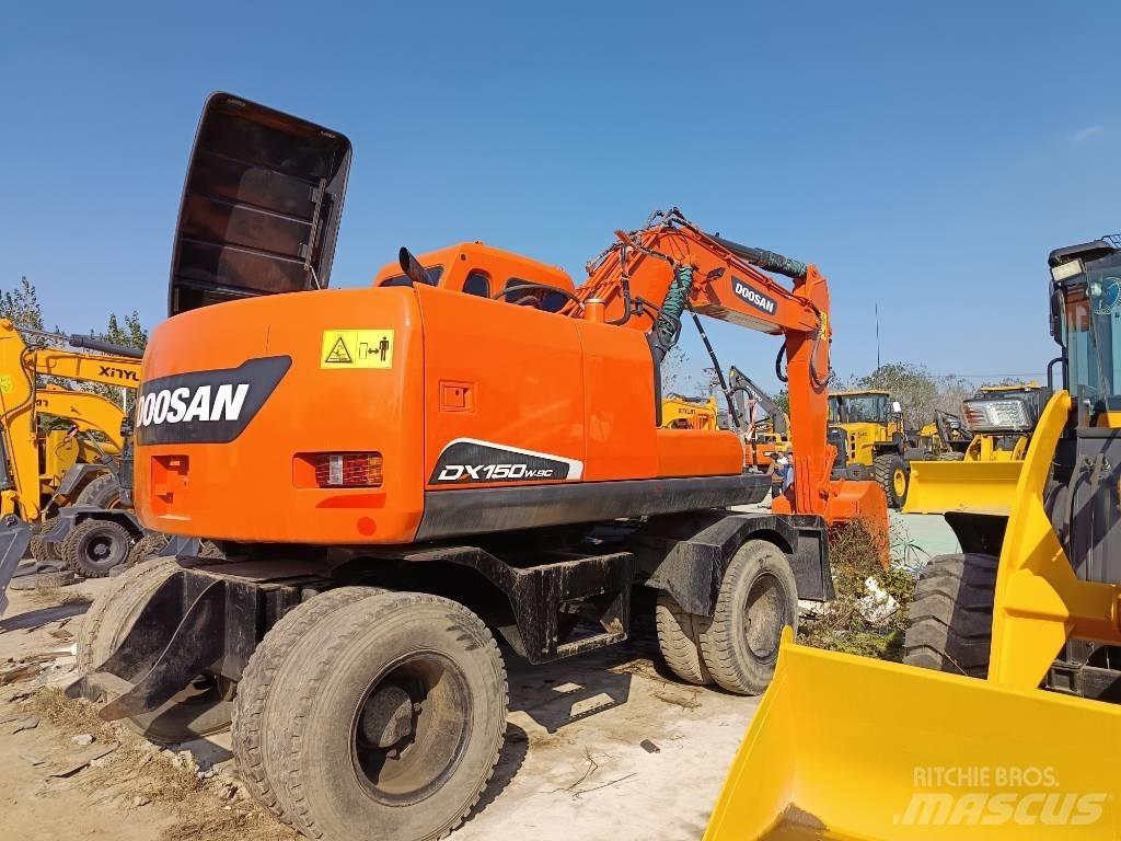 Doosan DH 150 W-7 Gravemaskiner på hjul