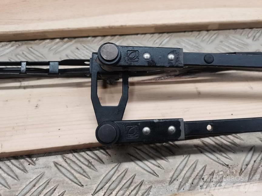 Manitou MLT .... wiper Kabiner og interiør