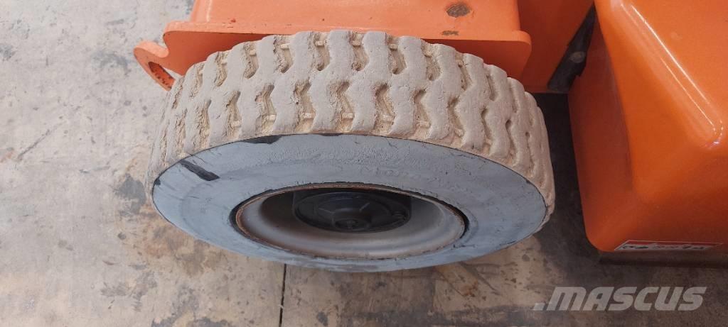 JLG E 400 AJPN Bomlifte med knækarm