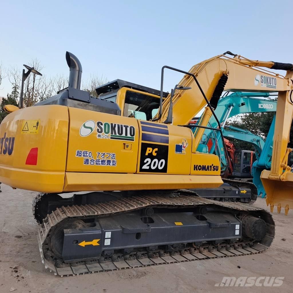 Komatsu PC 200-8 Gravemaskiner på larvebånd