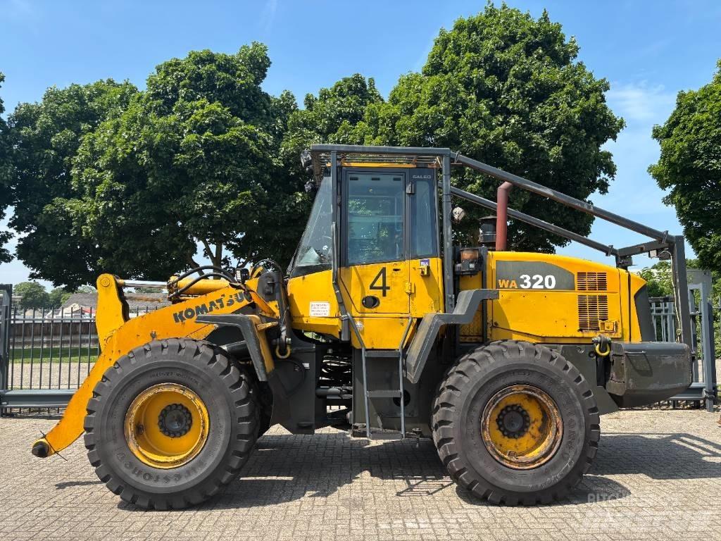 Komatsu WA 320-5 Læssemaskiner på hjul