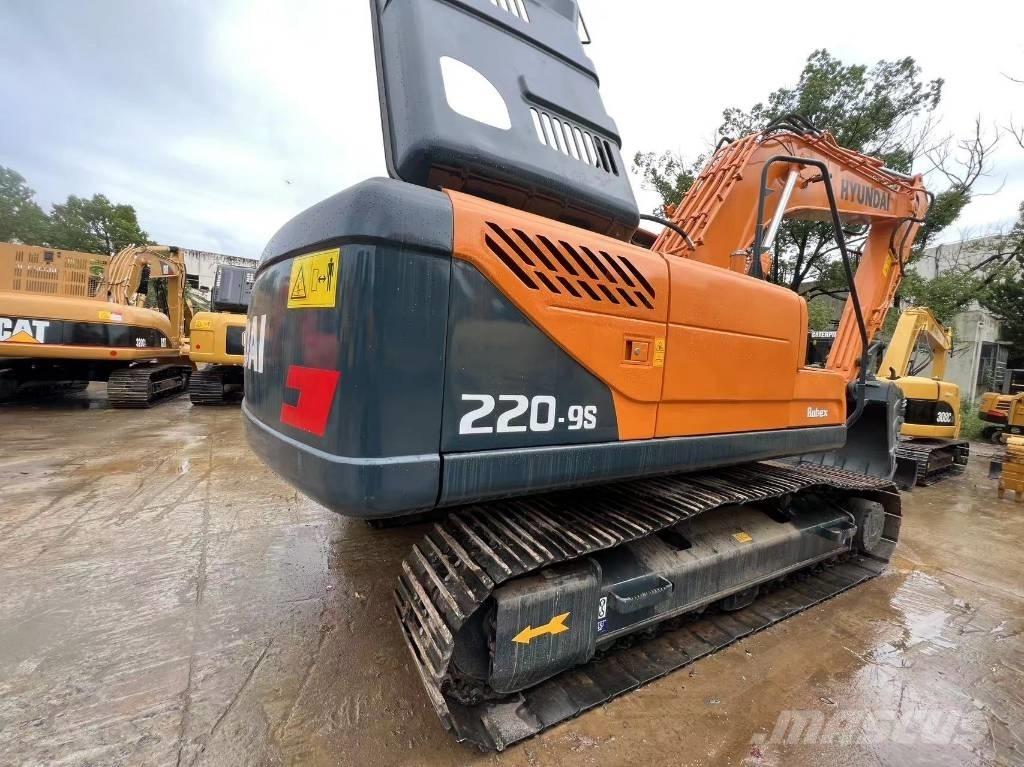 Hyundai 220 LC -9 Gravemaskiner på larvebånd
