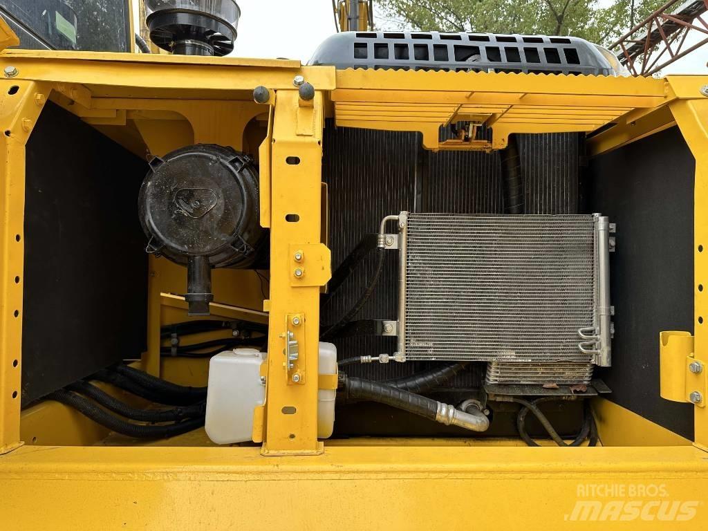 Komatsu PC 200-8 Gravemaskiner på larvebånd