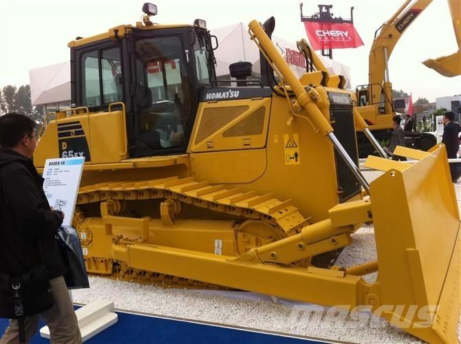 Komatsu d65ex-16 Bulldozer på larvebånd