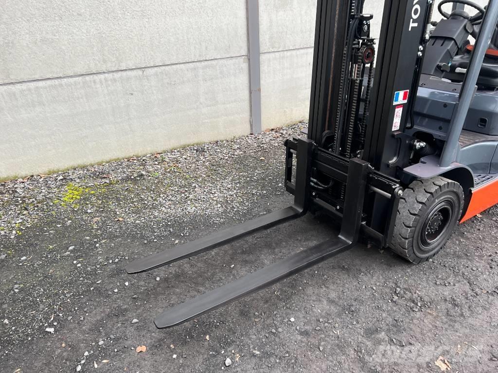 Toyota 02-8 FGF 15 LPG gaffeltrucks