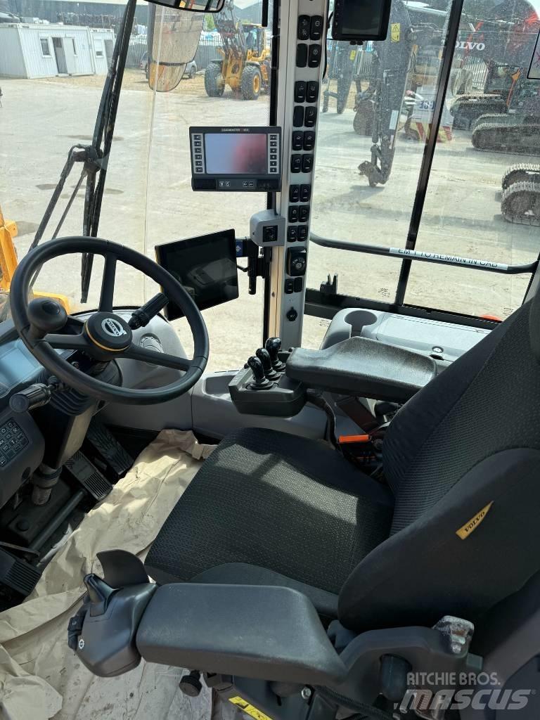 Volvo L 220 H Læssemaskiner på hjul