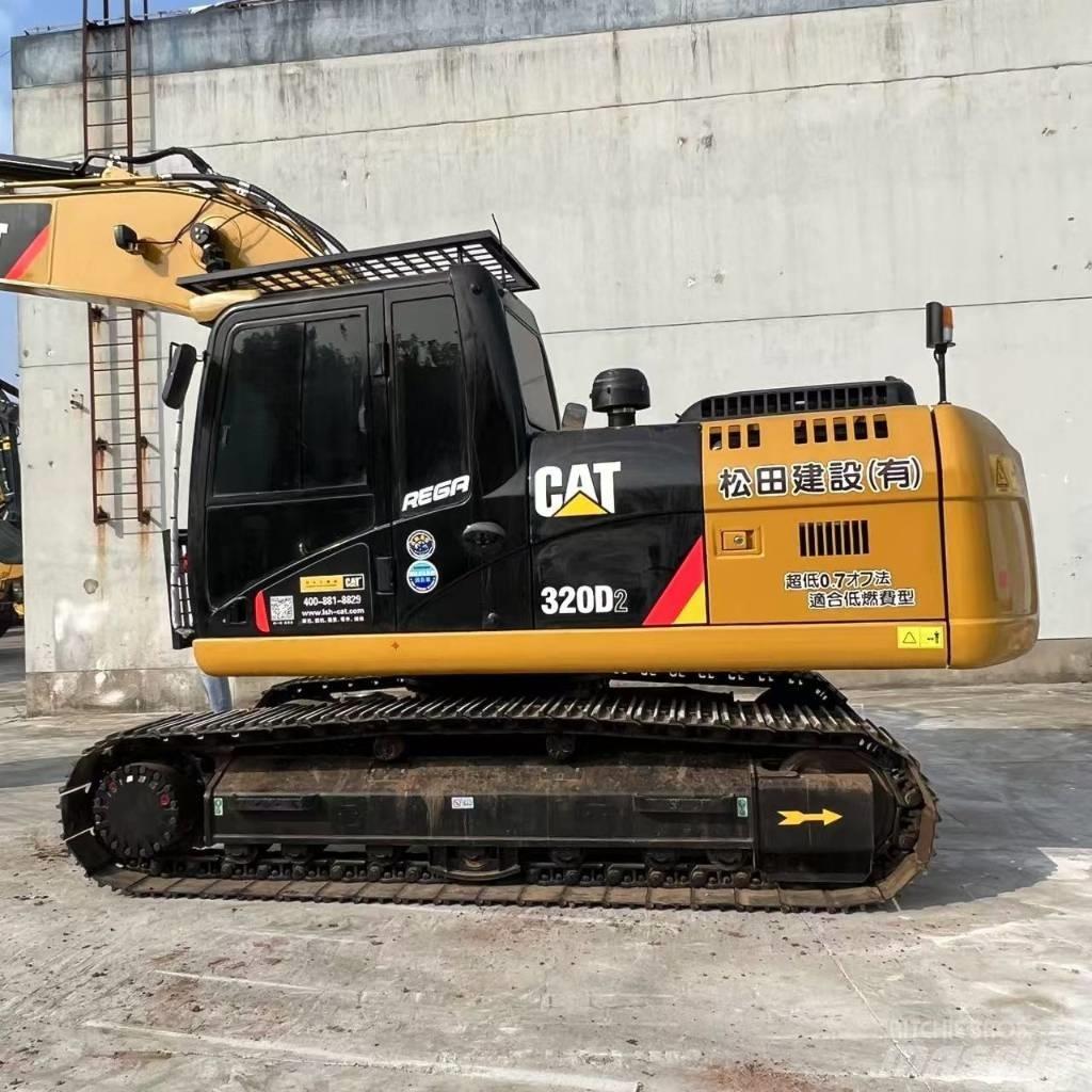 CAT 320D2 Midi-gravemaskiner 7t - 12t