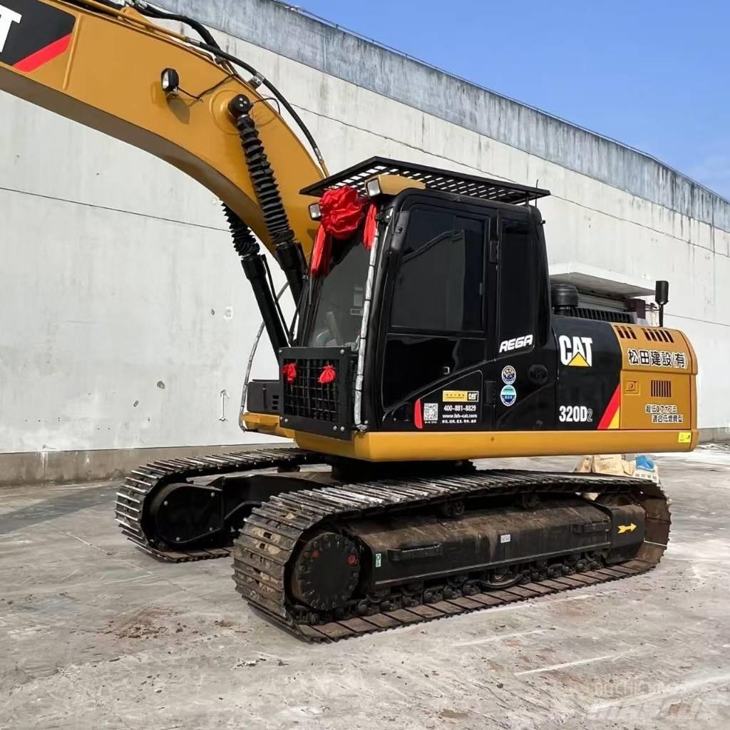 CAT 320D2 Midi-gravemaskiner 7t - 12t