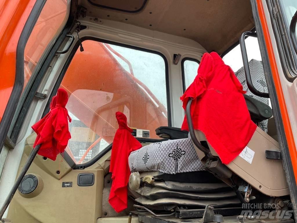 Doosan DH 220 Gravemaskiner på larvebånd