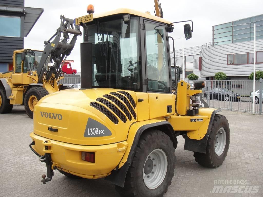 Volvo L 30 B Læssemaskiner på hjul