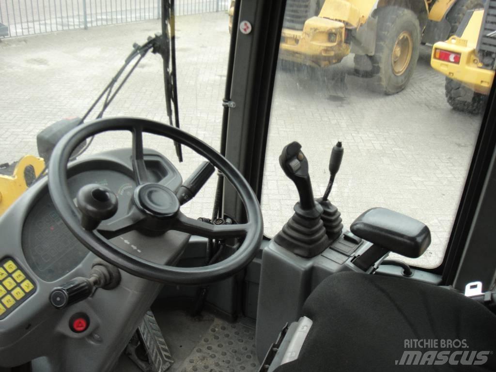 Volvo L 30 B Læssemaskiner på hjul