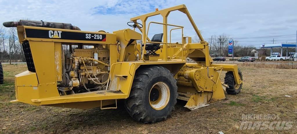 CAT SS 250 B Jordvibrationstromler