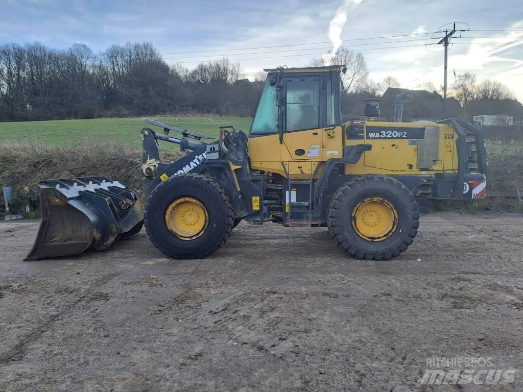 Komatsu WA 320 PZ-6 Læssemaskiner på hjul