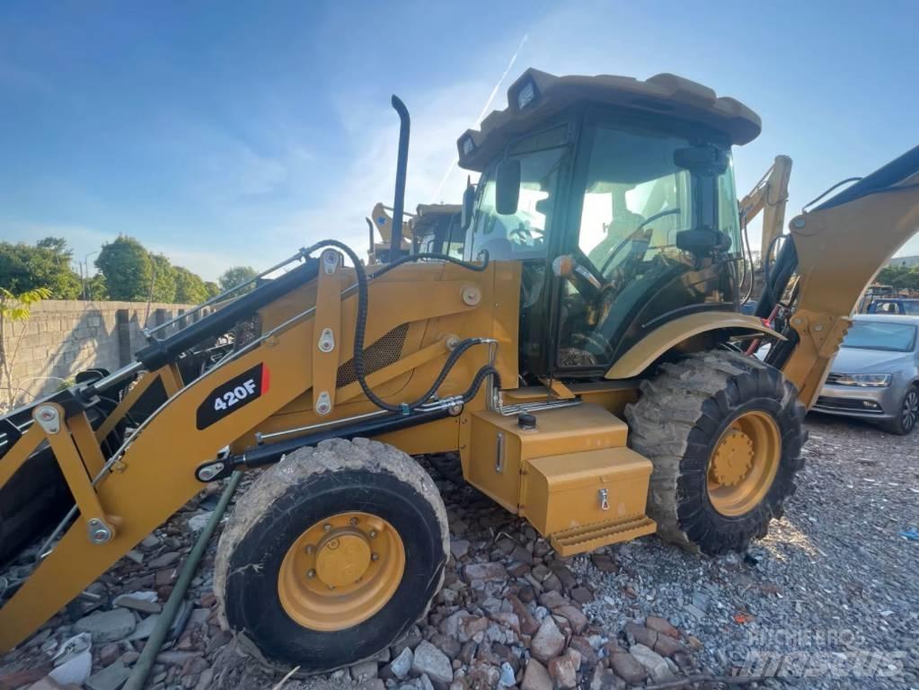CAT 420f Rendegravere