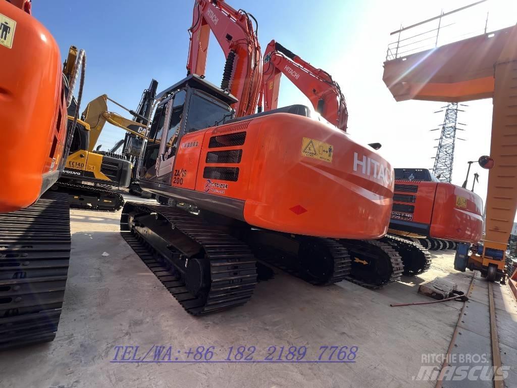 Hitachi ZX 200 Gravemaskiner på larvebånd