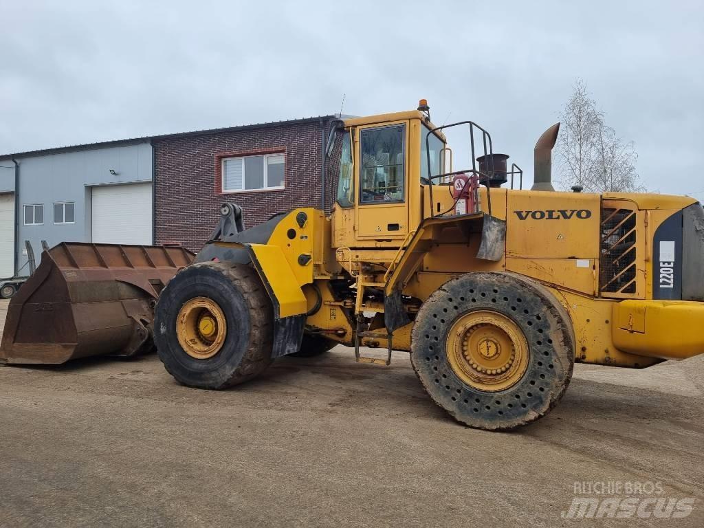 Volvo L 220 E Læssemaskiner på hjul