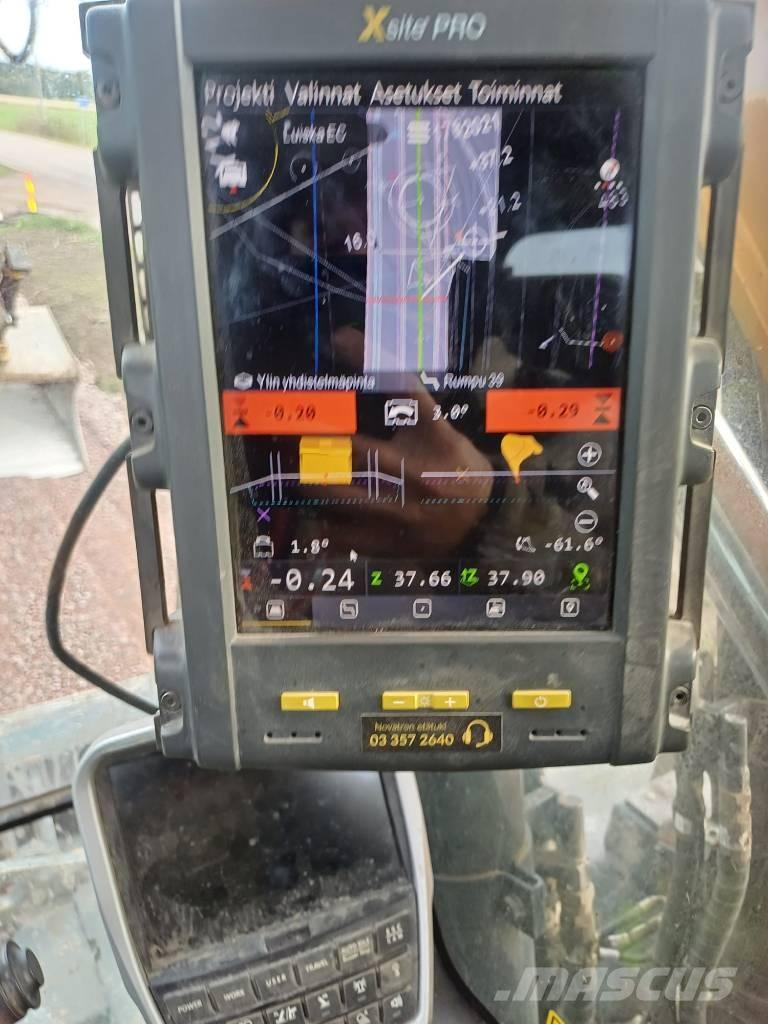 Hyundai HW 160 2pc Gravemaskiner på hjul