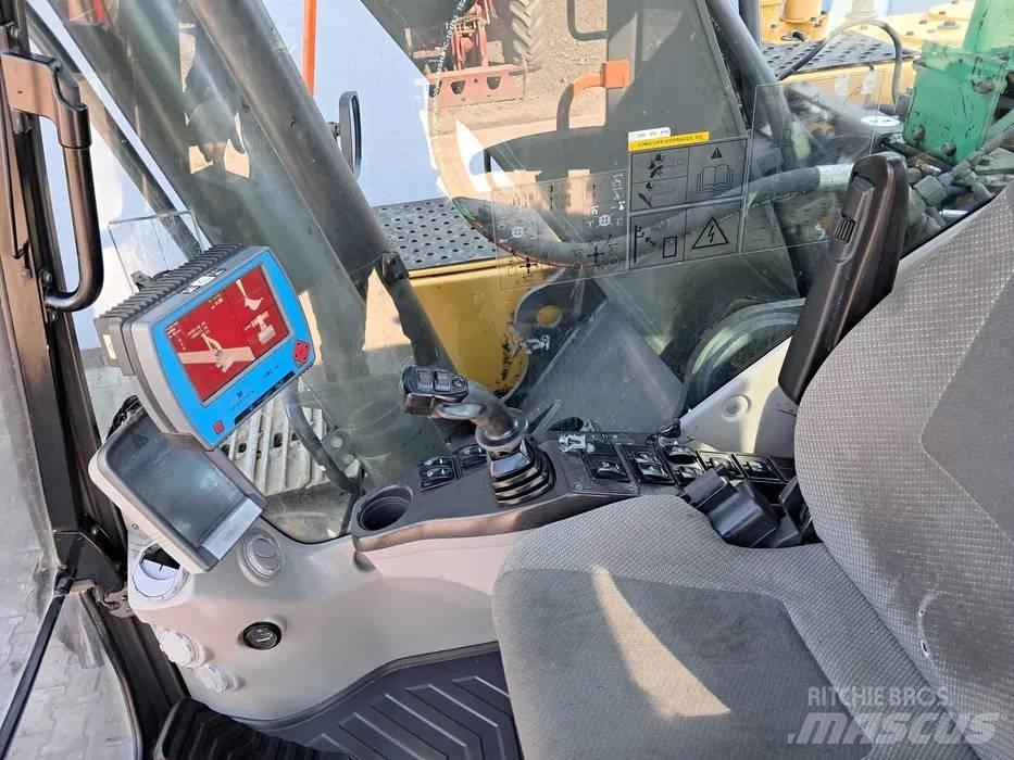Volvo EC 220 DL Gravemaskiner på larvebånd
