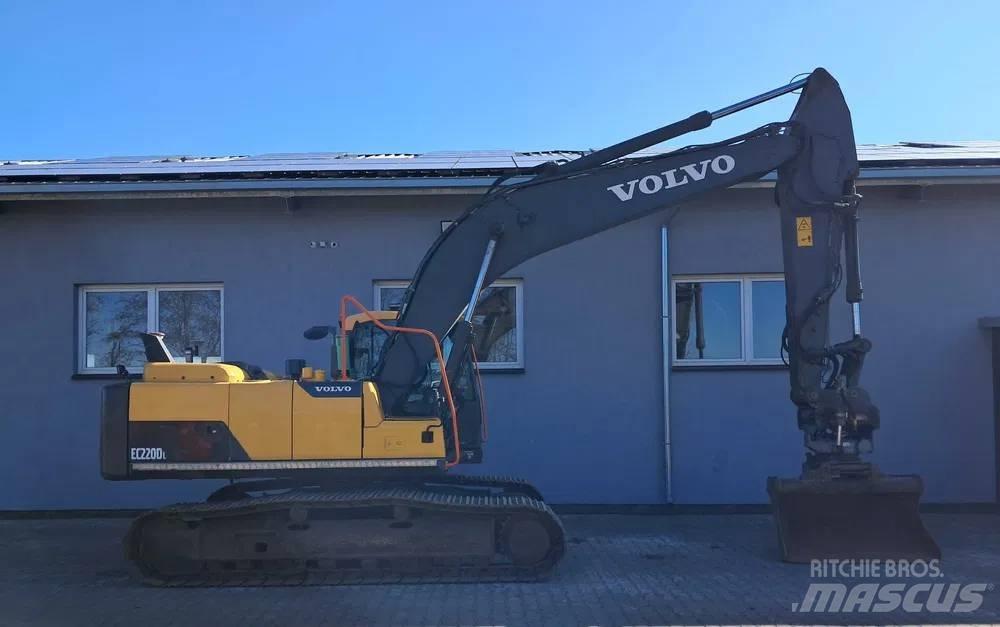 Volvo EC 220 DL Gravemaskiner på larvebånd