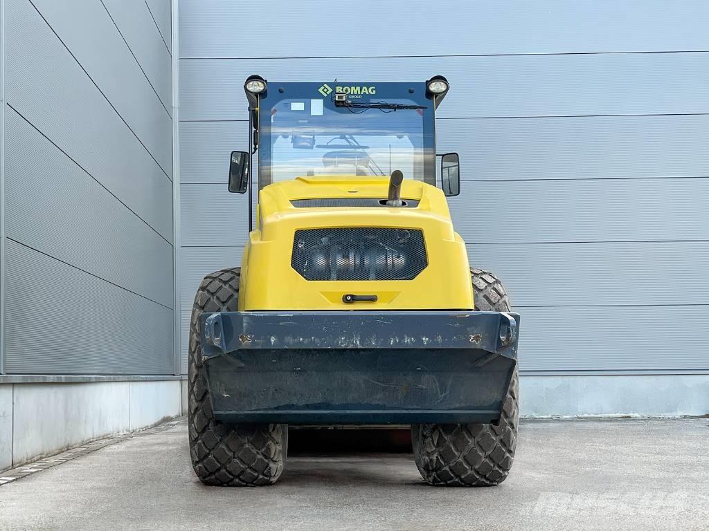 Bomag BW 216 D-5 Enkelt tromle