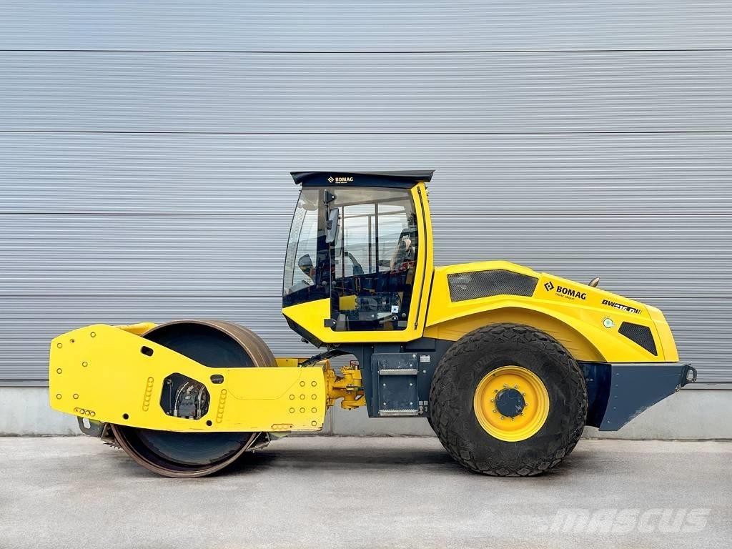 Bomag BW 216 D-5 Enkelt tromle