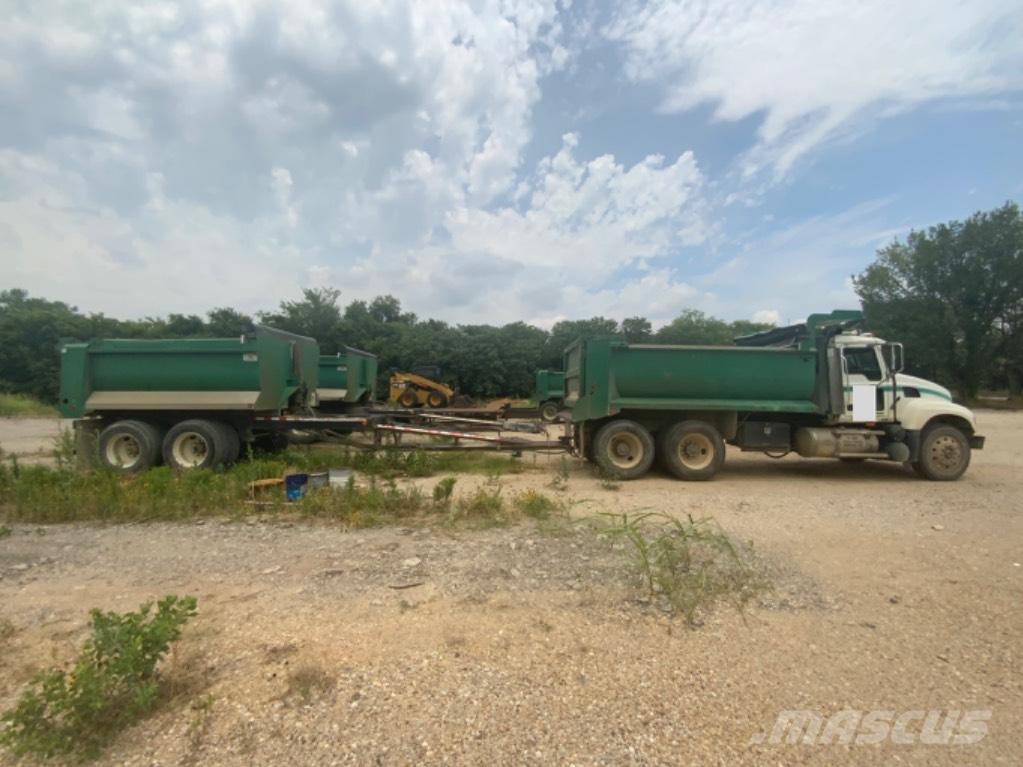 Mack Granite CV 713 Lastbiler med tip