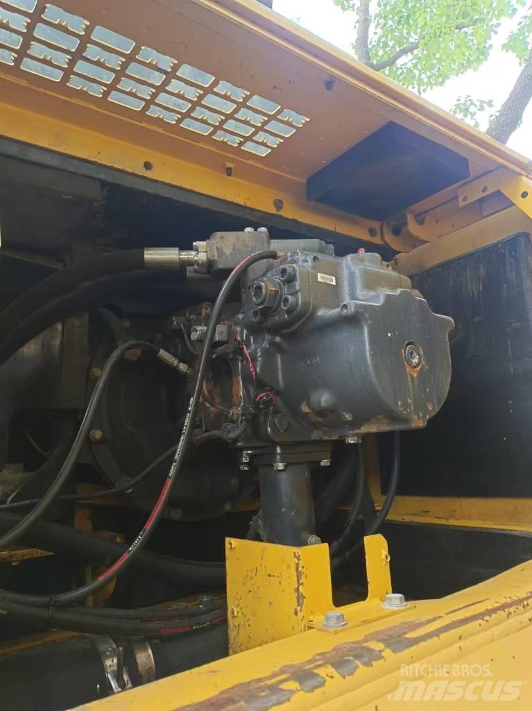 Komatsu PC 450-8 Gravemaskiner på larvebånd