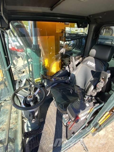 Hyundai HW 180 Gravemaskiner på hjul