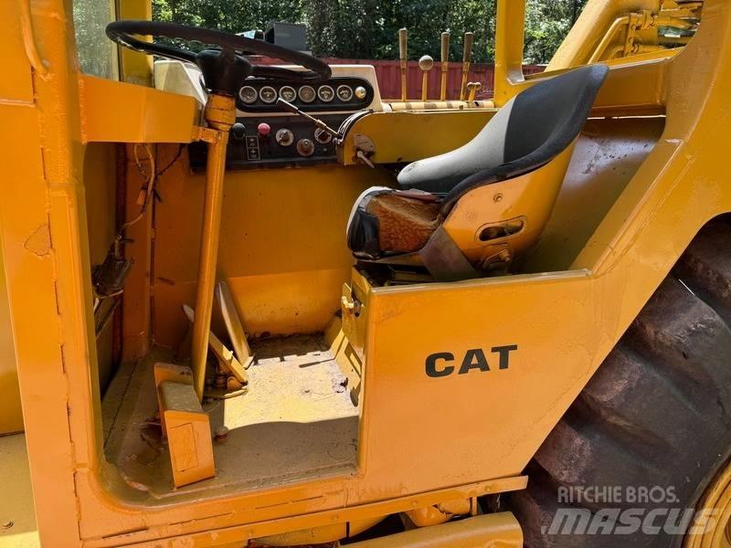 CAT 613 B Skrabere