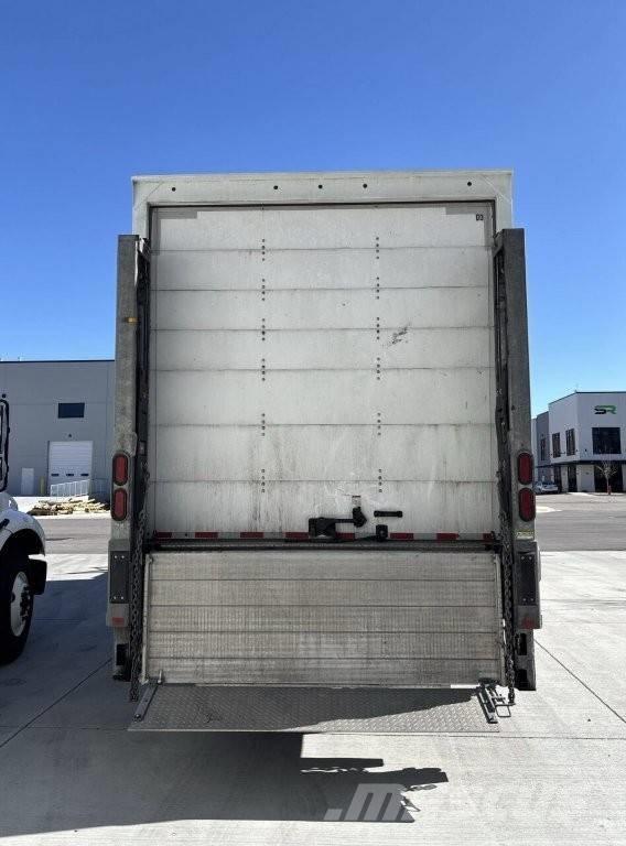 Freightliner M2 Fast kasse