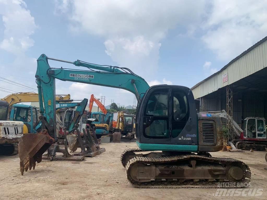 Kobelco SK 135 Gravemaskiner på larvebånd