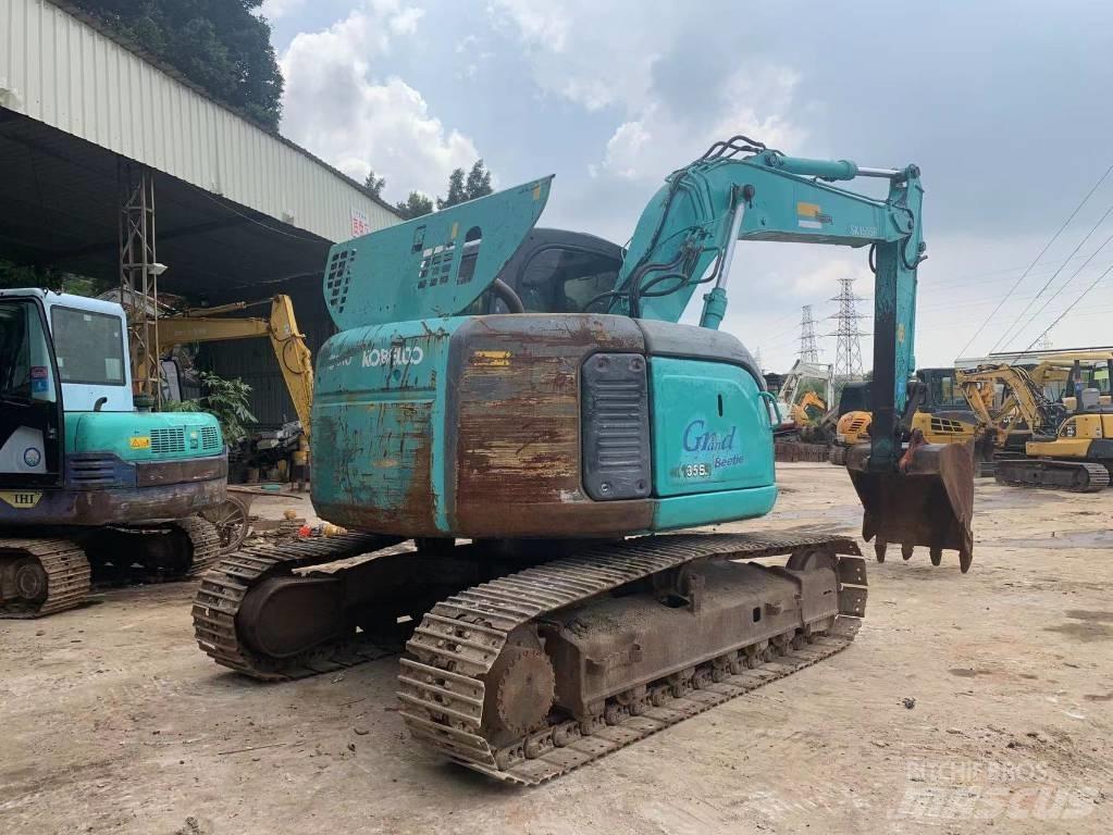 Kobelco SK 135 Gravemaskiner på larvebånd