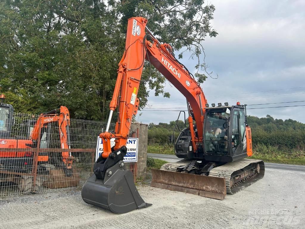 Hitachi ZX 135 US-6 Gravemaskiner på larvebånd