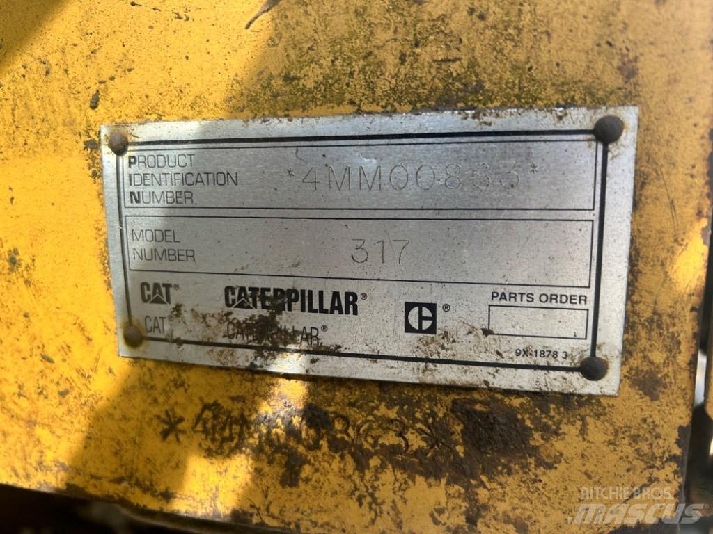 CAT 317 Gravemaskiner på larvebånd