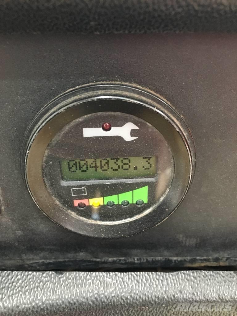 Hyster R30XMF2 Plukketruck, høj