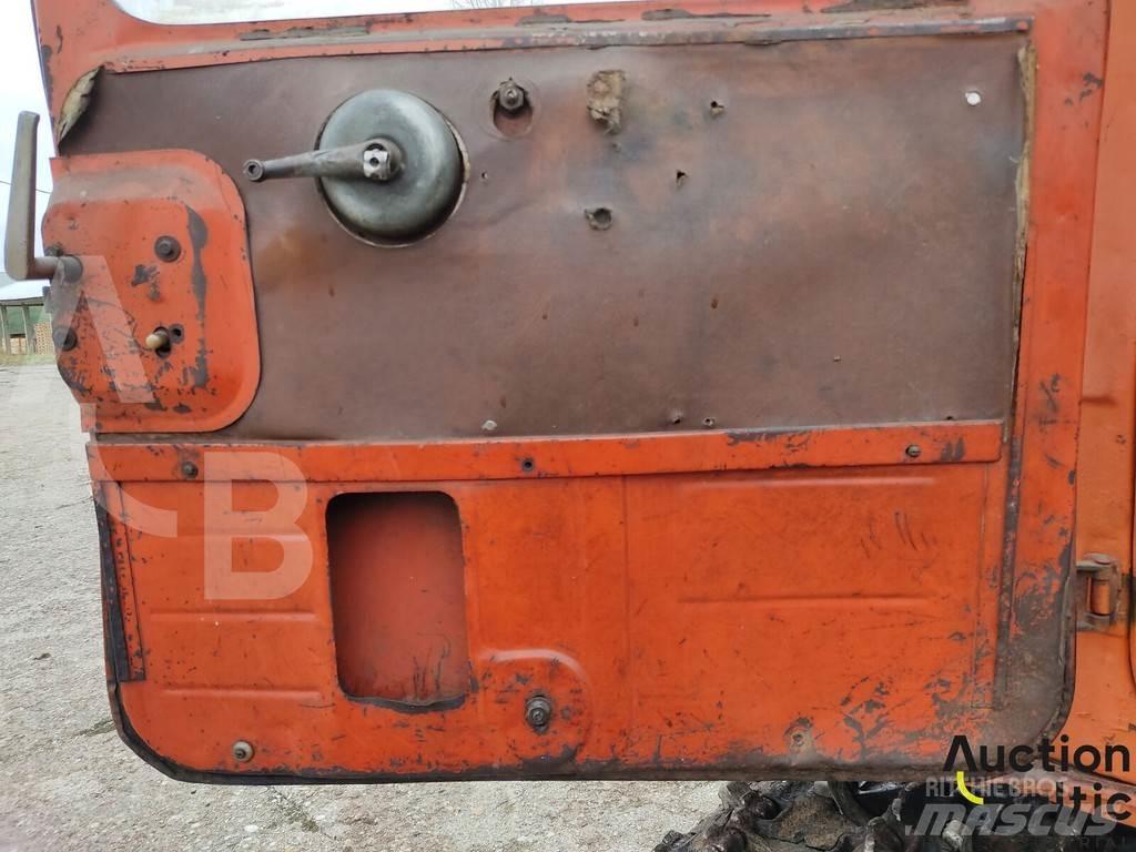  Onbekend DT-75 Bulldozer på larvebånd