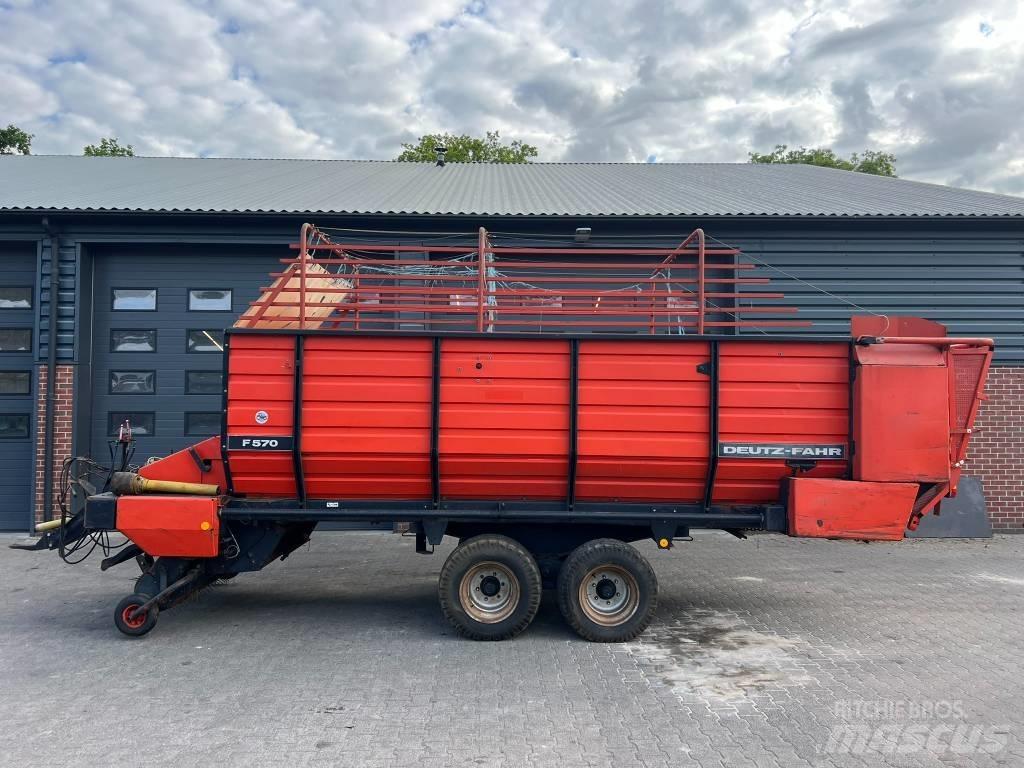 Deutz Fahr F 570 Selvlæssende vogne