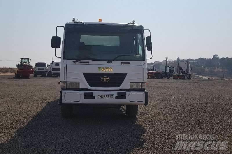 Tata Novus 3434 Andre lastbiler