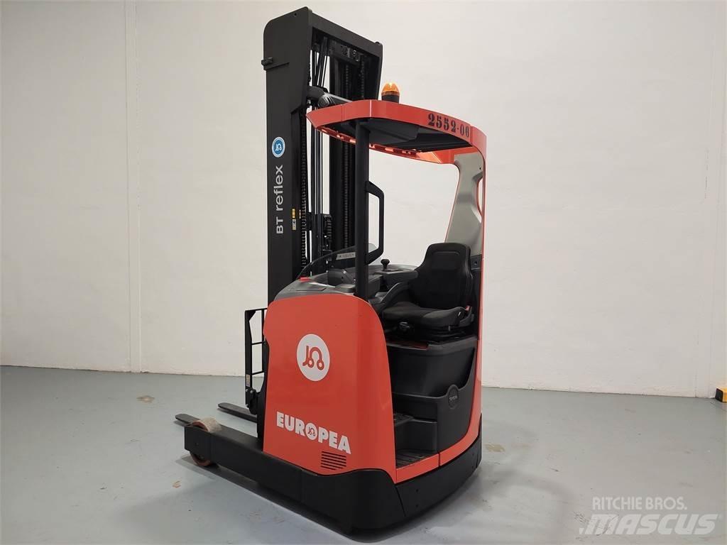 BT RRE 140 HC Reachtruck